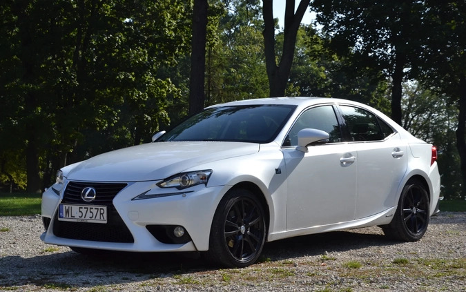 Lexus IS cena 66900 przebieg: 196000, rok produkcji 2013 z Warszawa małe 232